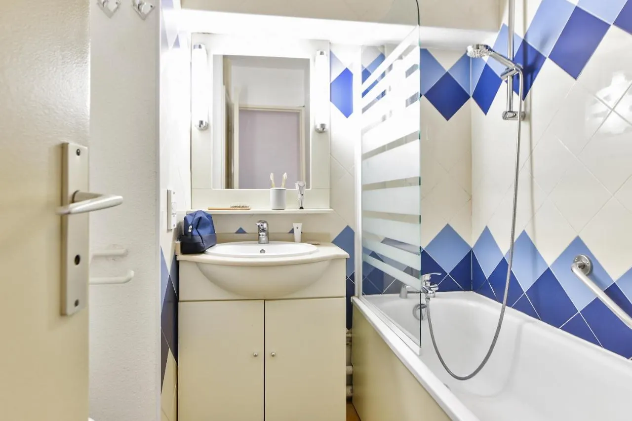 Residence Partenaire Le Tanit Juan-les-Pins 0*,  France